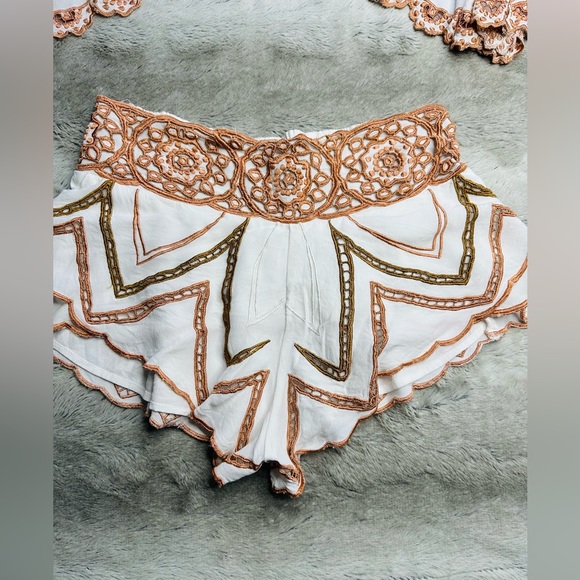 free people shorts set artisanally made white and tan size small - Picture 4 of 7